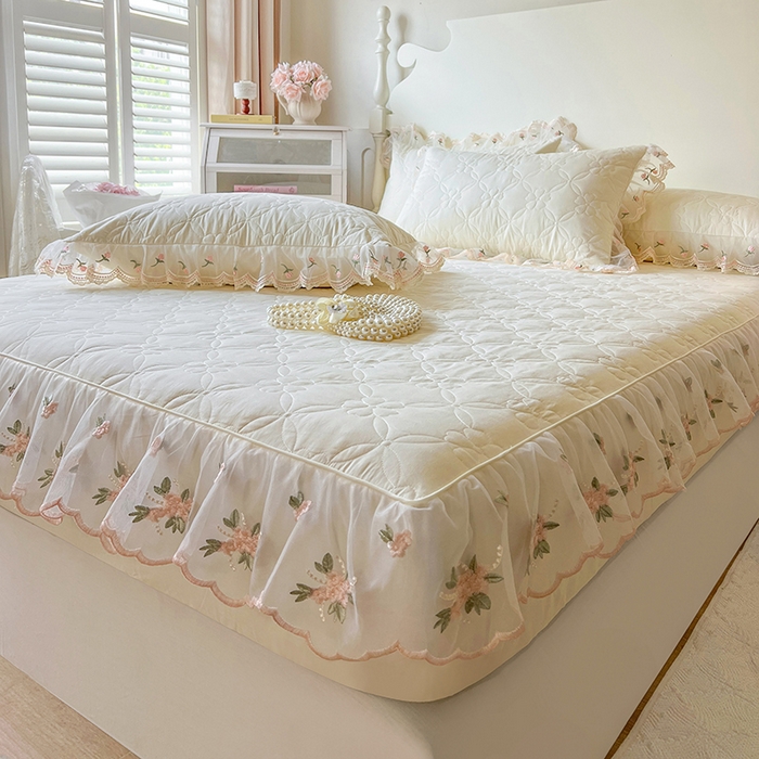 91家纺网 家纺一手货源 找家纺 麒豆豆 2025新款全棉蕾丝边床裙款床笠-晨暮花间 晨暮花间-米色