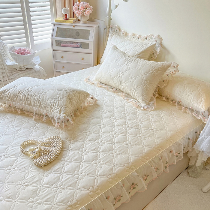 91家纺网 家纺一手货源 找家纺 麒豆豆 2025新款全棉蕾丝边床裙款床笠-晨暮花间 晨暮花间-米色