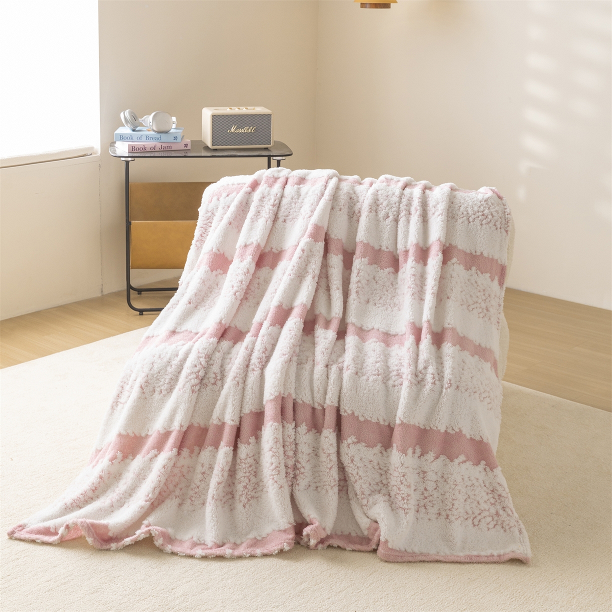 91家纺网 家纺一手货源 找家纺 （总）梵心家纺 2025新款塔芙绒三层提花毛毯舒棉绒剪花双面毯子盖毯320g高克重毛毯-直播跨境电商