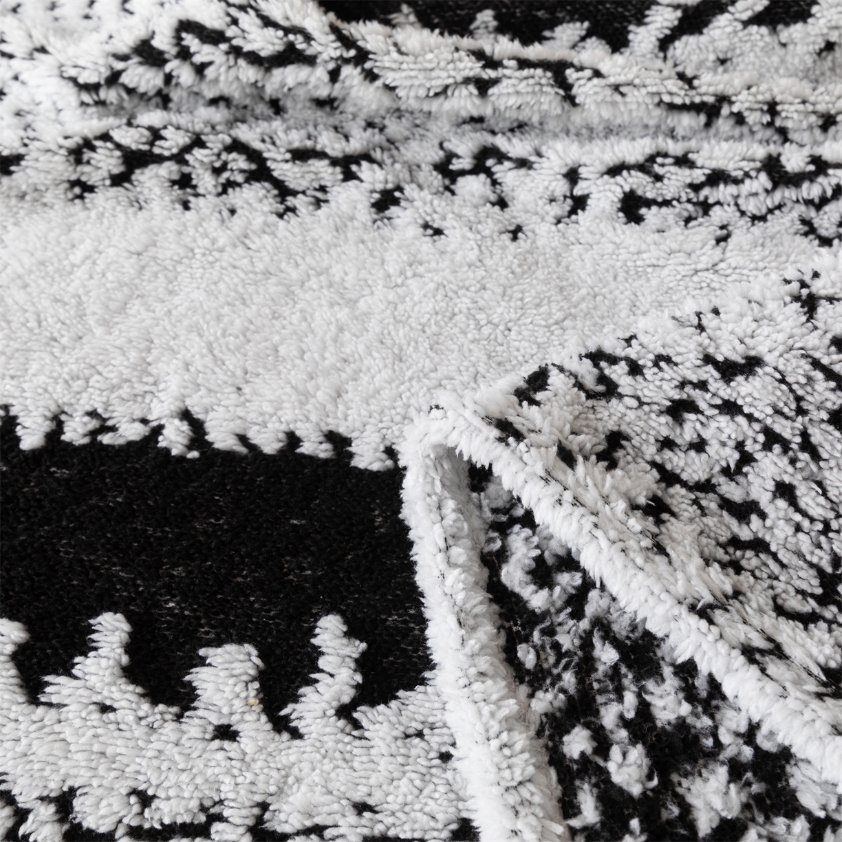 91家纺网 家纺一手货源 找家纺 梵心家纺 2025新款阳离子双色提花毛毯清新条纹风简约时尚毯子毛毯-可供跨境电商 阳离子-黑