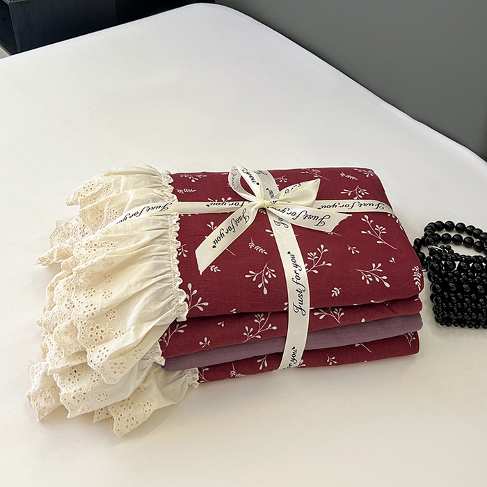 91家纺网 家纺一手货源 找家纺 亨通家纺 2025新款原麻镂空宽花边四件套-花卉系列 绯色花蔓