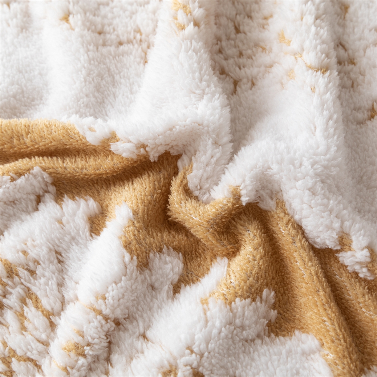 91家纺网 家纺一手货源 找家纺 梵心家纺 2025新款阳离子双色提花毛毯清新条纹风简约时尚毯子毛毯-可供跨境电商 阳离子-咖