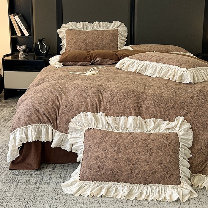 91家纺网 家纺一手货源 找家纺 亨通家纺 2025新款原麻镂空宽花边四件套-花卉系列 复古棕花