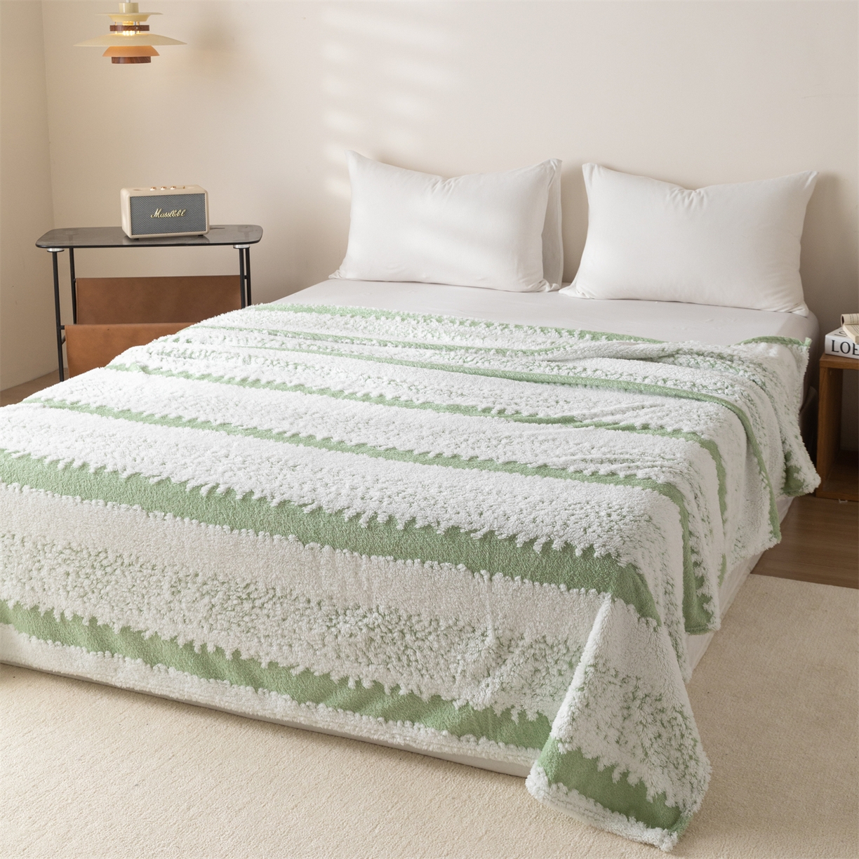 91家纺网 家纺一手货源 找家纺 梵心家纺 2025新款阳离子双色提花毛毯清新条纹风简约时尚毯子毛毯-可供跨境电商 阳离子-绿