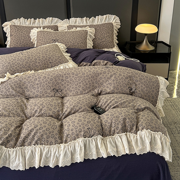 91家纺网 家纺一手货源 找家纺 亨通家纺 2025新款原麻镂空宽花边四件套-花卉系列 蝴蝶结花-蓝