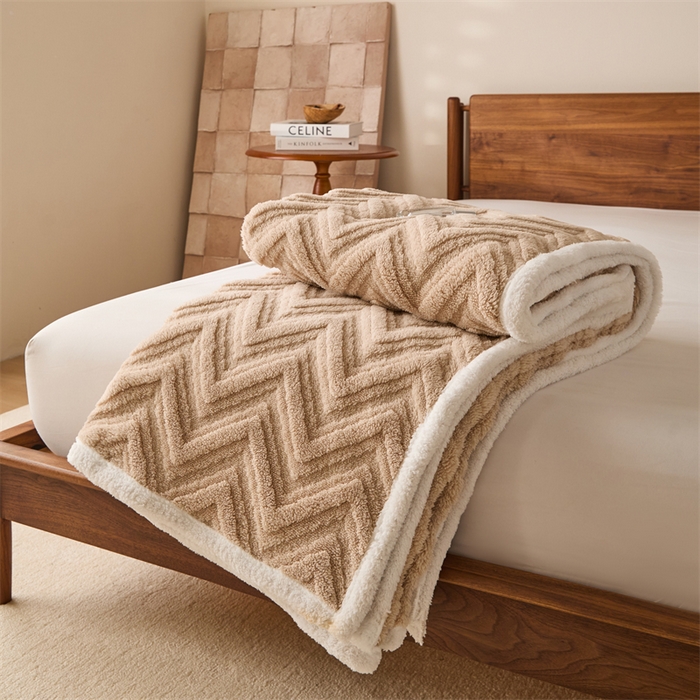 91家纺网 家纺一手货源 找家纺 梵心家纺 2025新款塔芙绒三层提花毛毯舒棉绒剪花双面毯子盖毯320g高克重毛毯-直播跨境电商 浅棕色