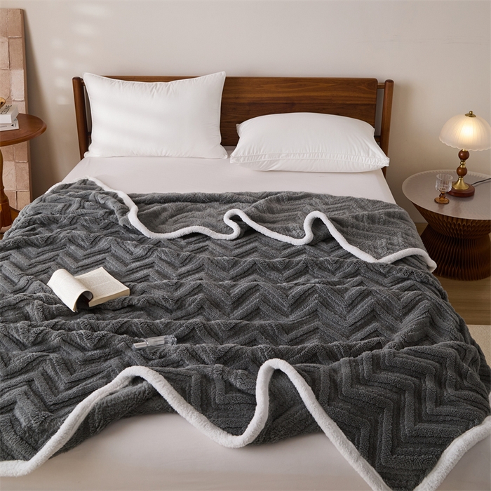 91家纺网 家纺一手货源 找家纺 梵心家纺 2025新款塔芙绒三层提花毛毯舒棉绒剪花双面毯子盖毯320g高克重毛毯-直播跨境电商 松露灰