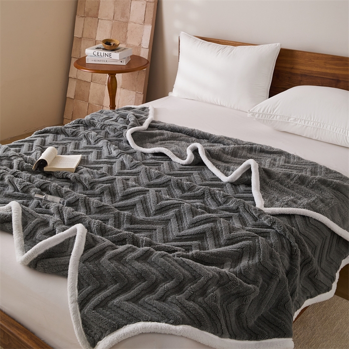 91家纺网 家纺一手货源 找家纺 梵心家纺 2025新款塔芙绒三层提花毛毯舒棉绒剪花双面毯子盖毯320g高克重毛毯-直播跨境电商 松露灰