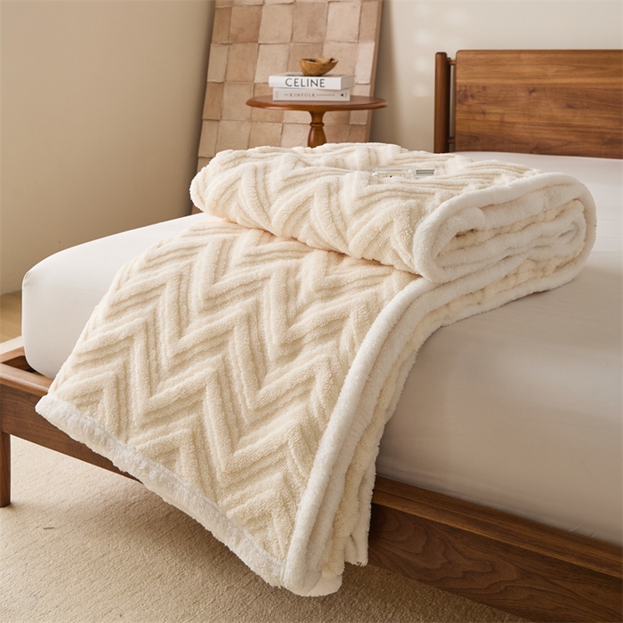 91家纺网 家纺一手货源 找家纺 梵心家纺 2025新款塔芙绒三层提花毛毯舒棉绒剪花双面毯子盖毯320g高克重毛毯-直播跨境电商 香草米