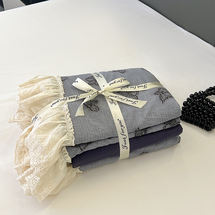 91家纺网 家纺一手货源 找家纺 亨通家纺 2025新款原麻镂空宽花边四件套-花卉系列 梦幻花兰