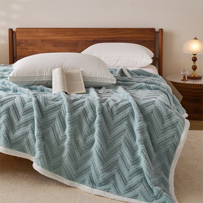 91家纺网 家纺一手货源 找家纺 梵心家纺 2025新款塔芙绒三层提花毛毯舒棉绒剪花双面毯子盖毯320g高克重毛毯-直播跨境电商 星云蓝