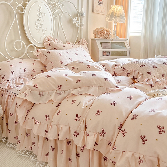 91家纺网 家纺一手货源 找家纺 网红馆2025新款针织印花单床裙 格子蝴蝶结