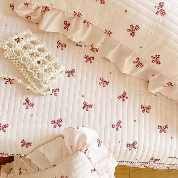 91家纺网 家纺一手货源 找家纺 网红馆2025新款针织印花单床裙 格子蝴蝶结