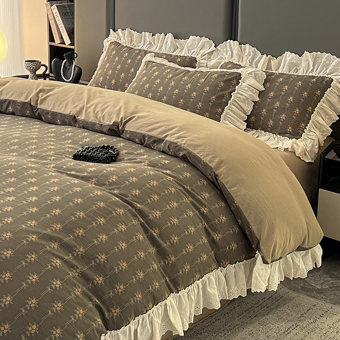 91家纺网 家纺一手货源 找家纺 亨通家纺 2025新款原麻镂空宽花边四件套-花卉系列 暮花眠曲