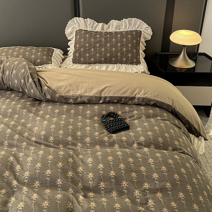 91家纺网 家纺一手货源 找家纺 亨通家纺 2025新款原麻镂空宽花边四件套-花卉系列 暮花眠曲