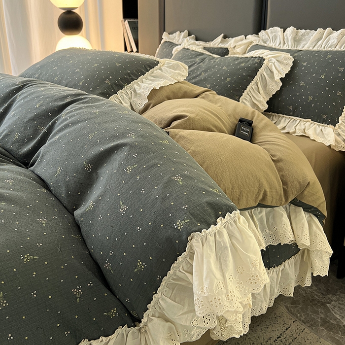 91家纺网 家纺一手货源 找家纺 亨通家纺 2025新款原麻镂空宽花边四件套-花卉系列 碎花絮语-灰