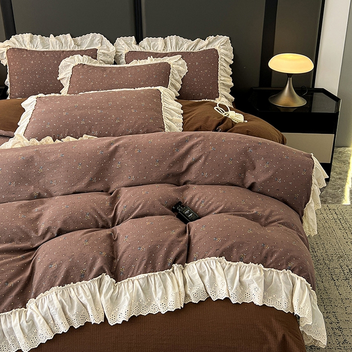 91家纺网 家纺一手货源 找家纺 亨通家纺 2025新款原麻镂空宽花边四件套-花卉系列 碎花絮语-咖