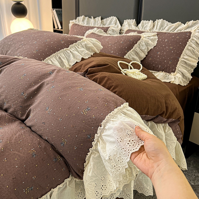 91家纺网 家纺一手货源 找家纺 亨通家纺 2025新款原麻镂空宽花边四件套-花卉系列 碎花絮语-咖