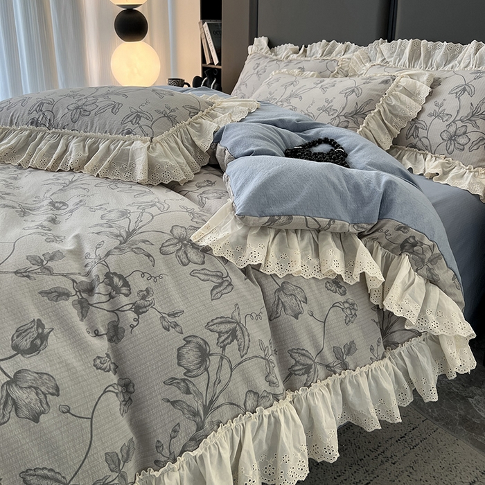 91家纺网 家纺一手货源 找家纺 亨通家纺 2025新款原麻镂空宽花边四件套-花卉系列 一帘幽梦-蓝