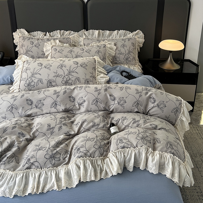 91家纺网 家纺一手货源 找家纺 亨通家纺 2025新款原麻镂空宽花边四件套-花卉系列 一帘幽梦-蓝