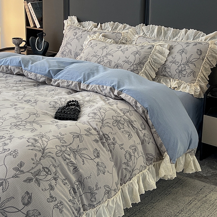 91家纺网 家纺一手货源 找家纺 亨通家纺 2025新款原麻镂空宽花边四件套-花卉系列 一帘幽梦-蓝