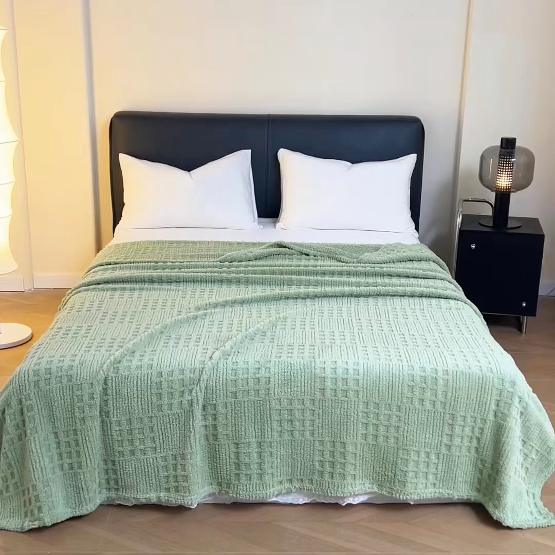 91家纺网 家纺一手货源 找家纺 （总）梵心家纺 2025新款塔芙绒纯色华夫格提花毛毯多功能舒棉绒盖毯午睡毛毯-跨境电商