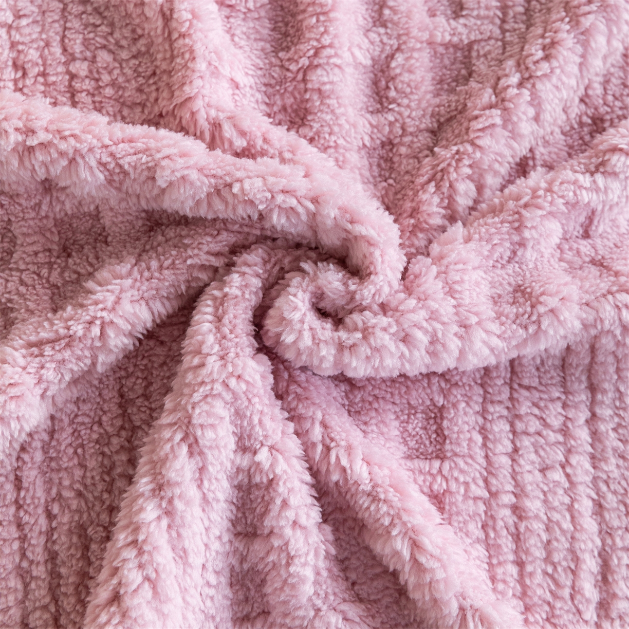 91家纺网 家纺一手货源 找家纺 梵心家纺 2025新款塔芙绒纯色华夫格提花毛毯多功能舒棉绒盖毯午睡毛毯-跨境电商 华夫格-粉色