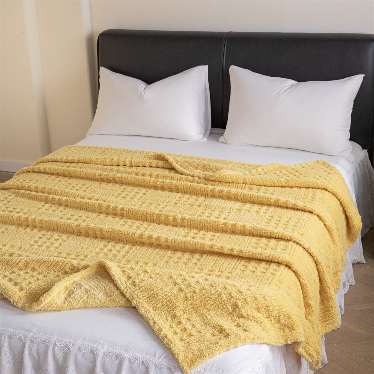 91家纺网 家纺一手货源 找家纺 梵心家纺 2025新款塔芙绒纯色华夫格提花毛毯多功能舒棉绒盖毯午睡毛毯-跨境电商 华夫格-黄色
