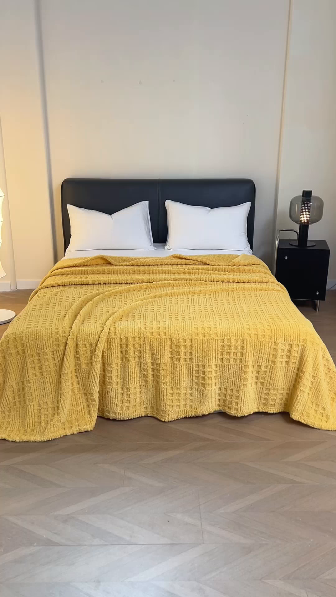 91家纺网 家纺一手货源 找家纺 梵心家纺 2025新款塔芙绒纯色华夫格提花毛毯多功能舒棉绒盖毯午睡毛毯-跨境电商 华夫格-黄色