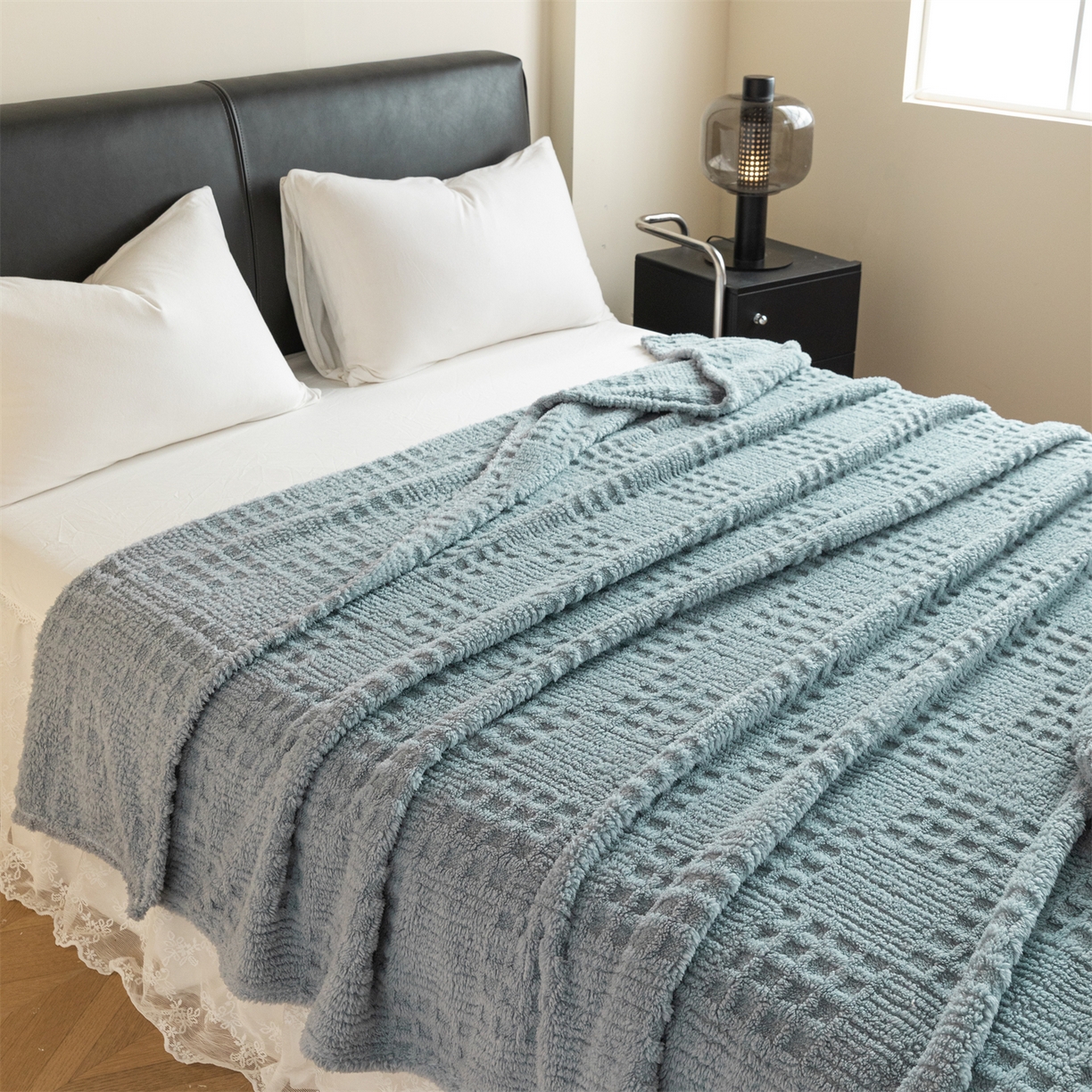 91家纺网 家纺一手货源 找家纺 梵心家纺 2025新款塔芙绒纯色华夫格提花毛毯多功能舒棉绒盖毯午睡毛毯-跨境电商 华夫格-蓝灰