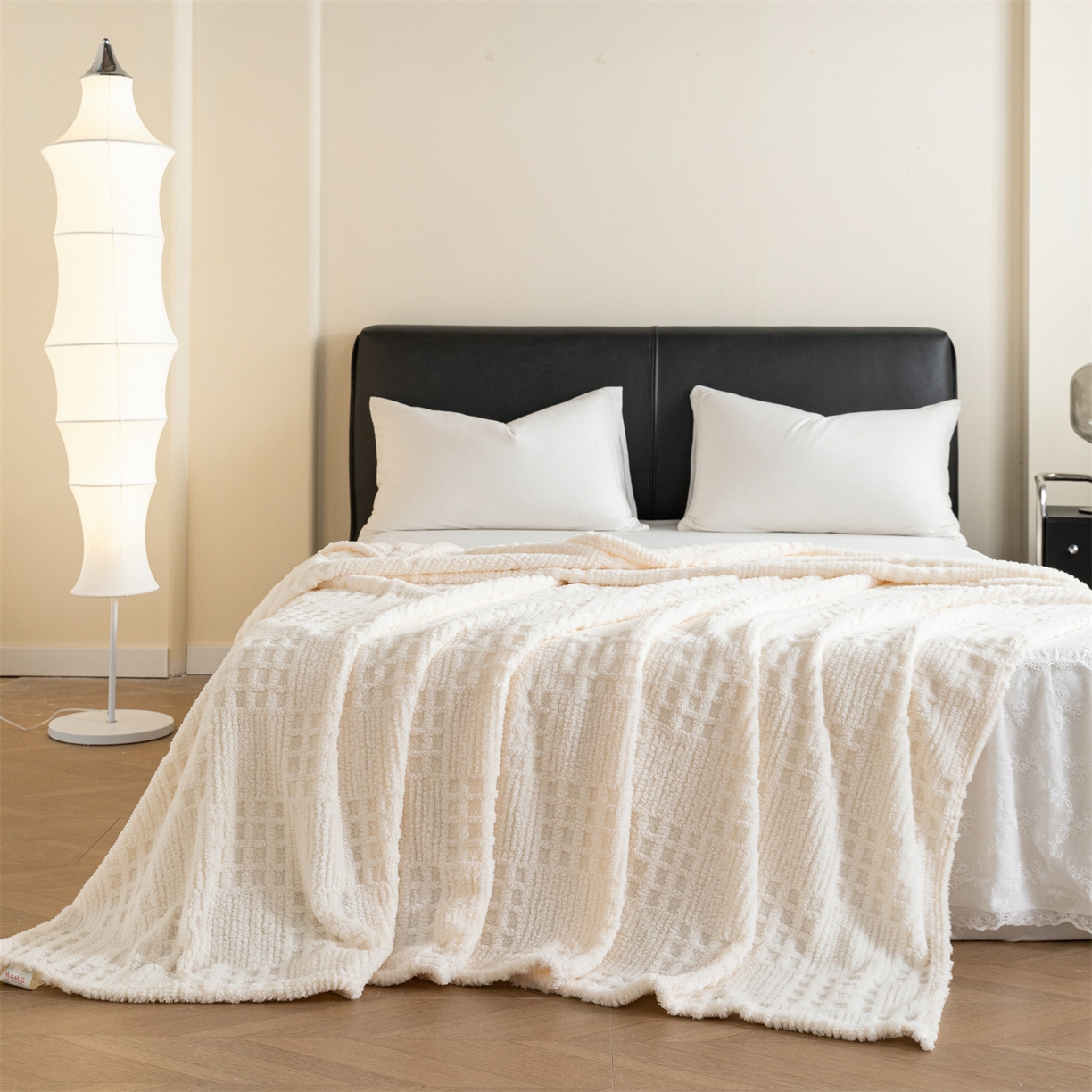 91家纺网 家纺一手货源 找家纺 梵心家纺 2025新款塔芙绒纯色华夫格提花毛毯多功能舒棉绒盖毯午睡毛毯-跨境电商 华夫格-米白