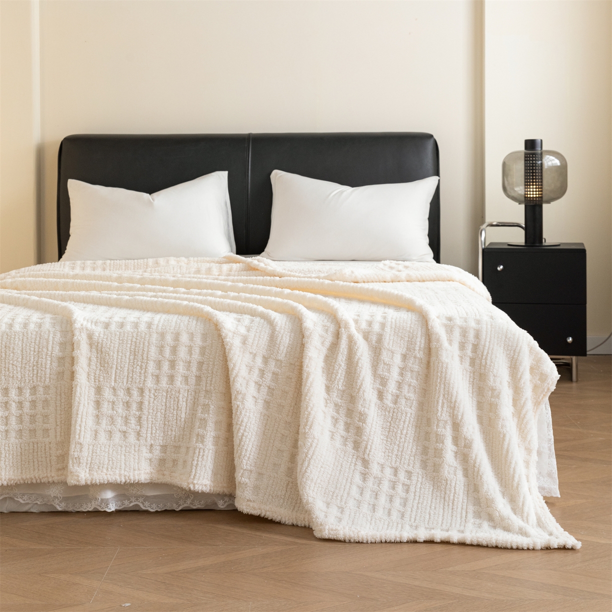 91家纺网 家纺一手货源 找家纺 梵心家纺 2025新款塔芙绒纯色华夫格提花毛毯多功能舒棉绒盖毯午睡毛毯-跨境电商 华夫格-米白