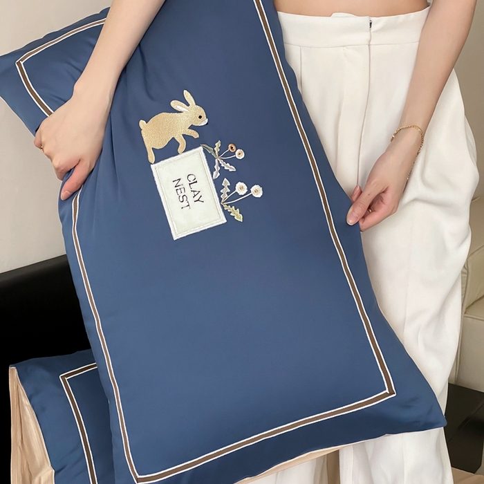 91家纺网 家纺一手货源 找家纺 （总）初拾 2025新款100s全棉纯棉治愈系绣花四件套-雏菊兔