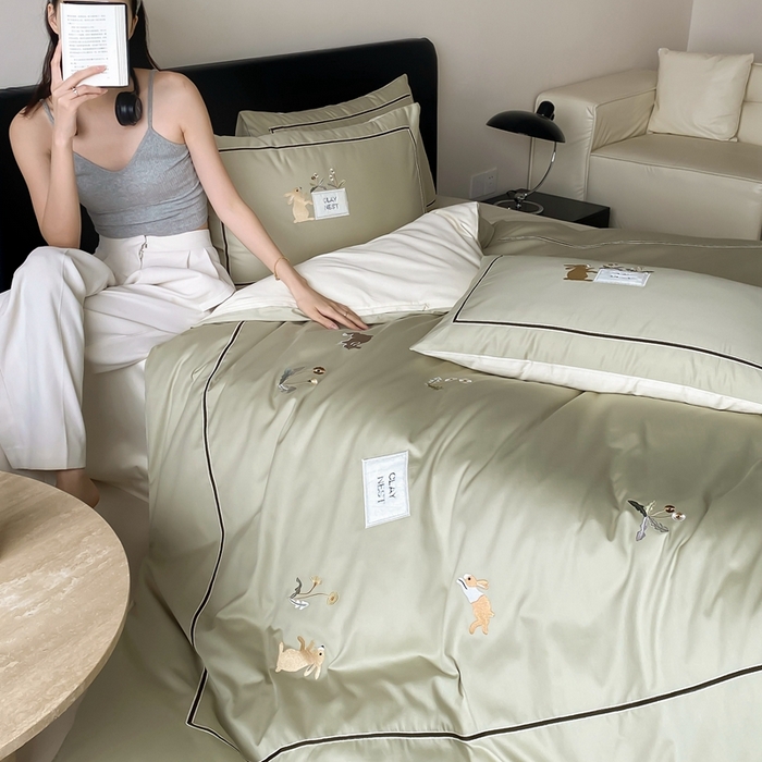 91家纺网 家纺一手货源 找家纺 初拾 2025新款100s全棉纯棉治愈系绣花四件套-雏菊兔 雏菊兔-青草绿