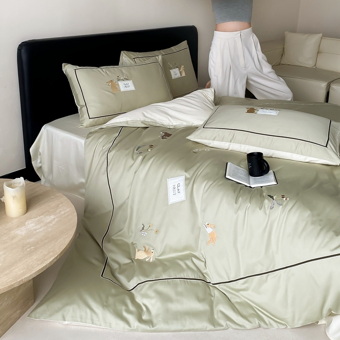 91家纺网 家纺一手货源 找家纺 初拾 2025新款100s全棉纯棉治愈系绣花四件套-雏菊兔 雏菊兔-青草绿