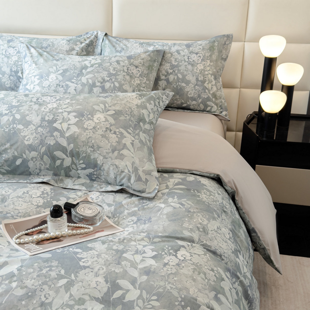 91家纺网 家纺一手货源 找家纺 洺兰家居 2025新款高支高密轻奢数码印花四件套长绒棉纯棉四件套 尘海-绿