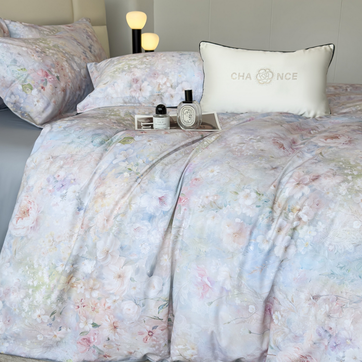 91家纺网 家纺一手货源 找家纺 洺兰家居 2025新款高支高密轻奢数码印花四件套长绒棉纯棉四件套 椿山絮-兰