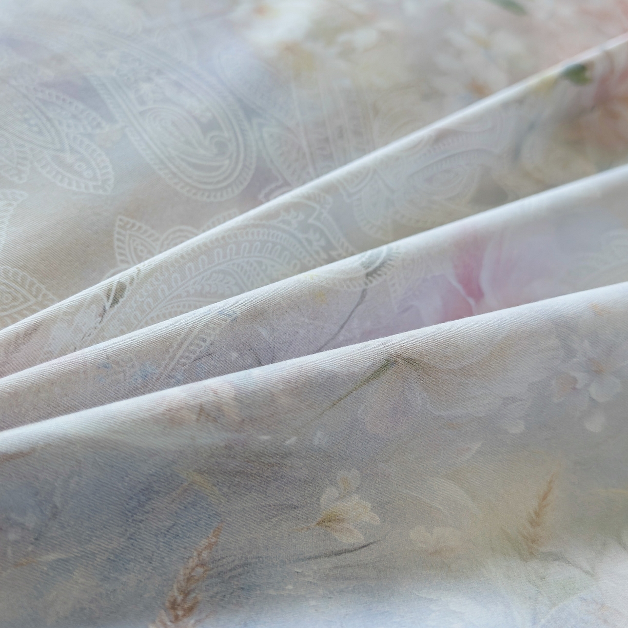 91家纺网 家纺一手货源 找家纺 洺兰家居 2025新款高支高密轻奢数码印花四件套长绒棉纯棉四件套 椿山絮-兰