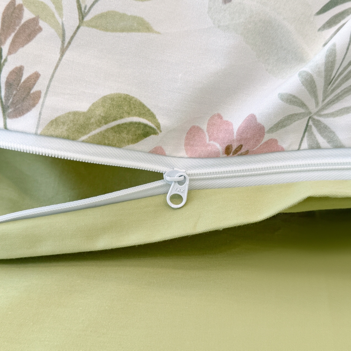 91家纺网 家纺一手货源 找家纺 洺兰家居 2025新款高支高密轻奢数码印花四件套长绒棉纯棉四件套 扶桑-绿