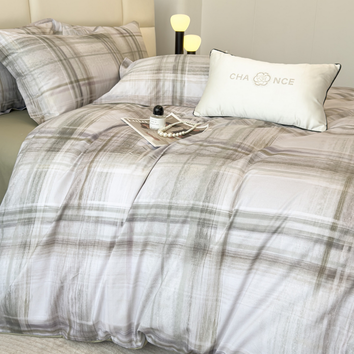 91家纺网 家纺一手货源 找家纺 洺兰家居 2025新款高支高密轻奢数码印花四件套长绒棉纯棉四件套 歌谣