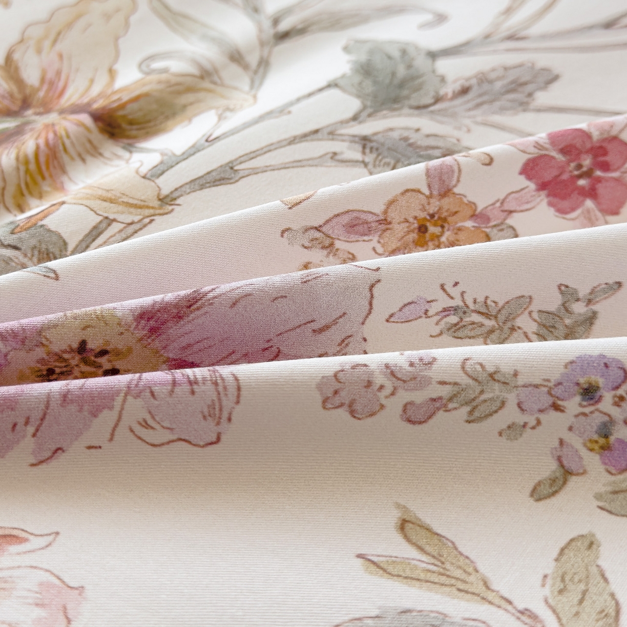 91家纺网 家纺一手货源 找家纺 洺兰家居 2025新款高支高密轻奢数码印花四件套长绒棉纯棉四件套 锦予-粉