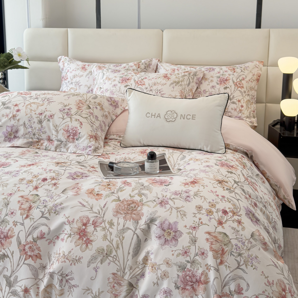 91家纺网 家纺一手货源 找家纺 洺兰家居 2025新款高支高密轻奢数码印花四件套长绒棉纯棉四件套 锦予-粉