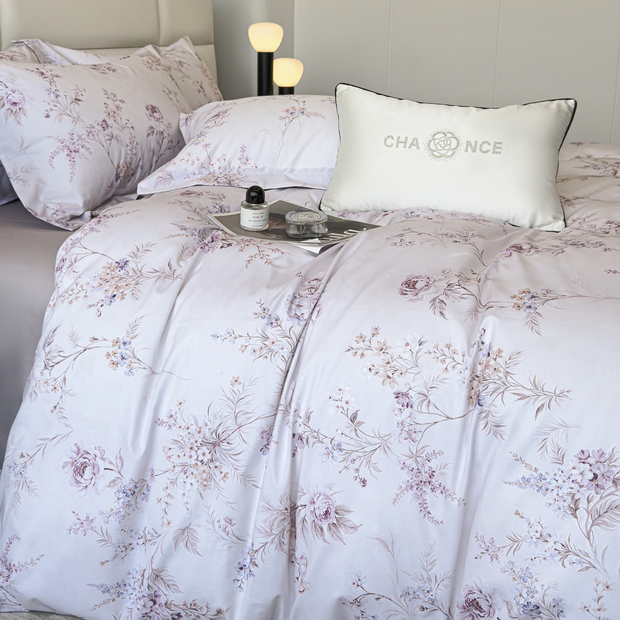 91家纺网 家纺一手货源 找家纺 洺兰家居 2025新款高支高密轻奢数码印花四件套长绒棉纯棉四件套 墨潮-紫