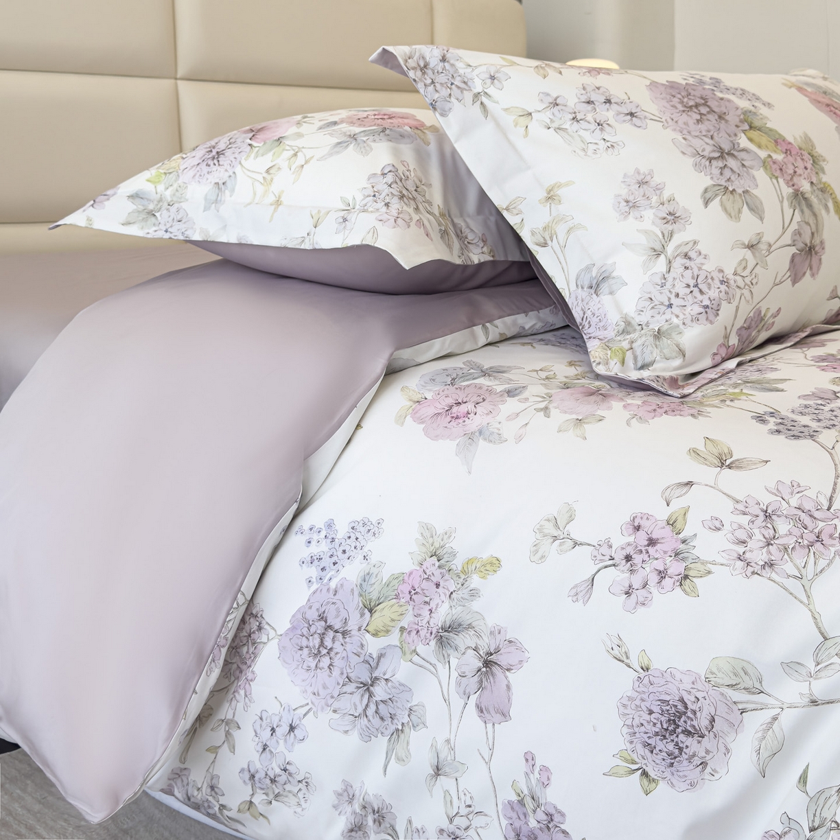 91家纺网 家纺一手货源 找家纺 洺兰家居 2025新款高支高密轻奢数码印花四件套长绒棉纯棉四件套 森与暮-粉