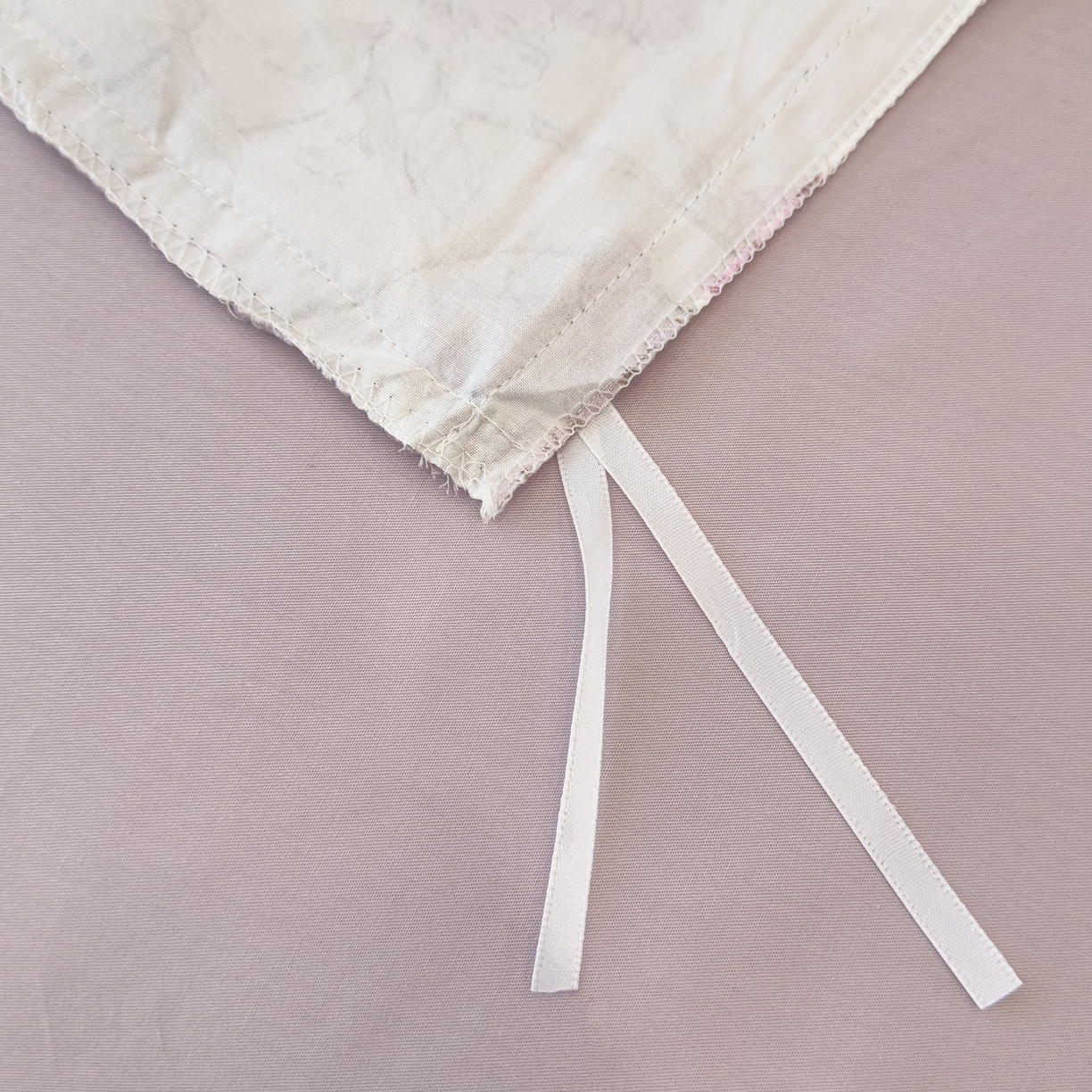 91家纺网 家纺一手货源 找家纺 洺兰家居 2025新款高支高密轻奢数码印花四件套长绒棉纯棉四件套 森与暮-粉