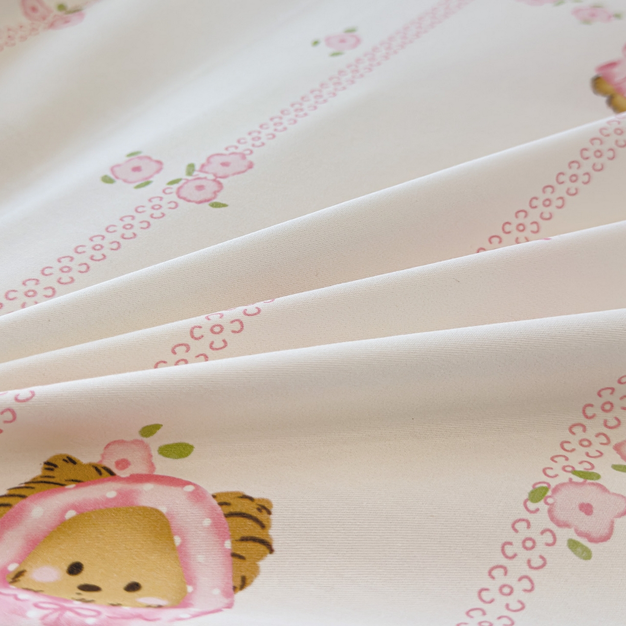 91家纺网 家纺一手货源 找家纺 洺兰家居 2025新款高支高密轻奢数码印花四件套长绒棉纯棉四件套 童趣-粉