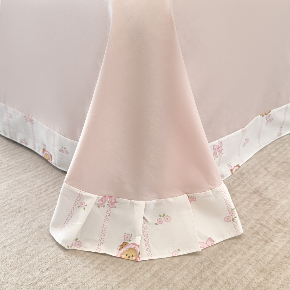 91家纺网 家纺一手货源 找家纺 洺兰家居 2025新款高支高密轻奢数码印花四件套长绒棉纯棉四件套 童趣-粉