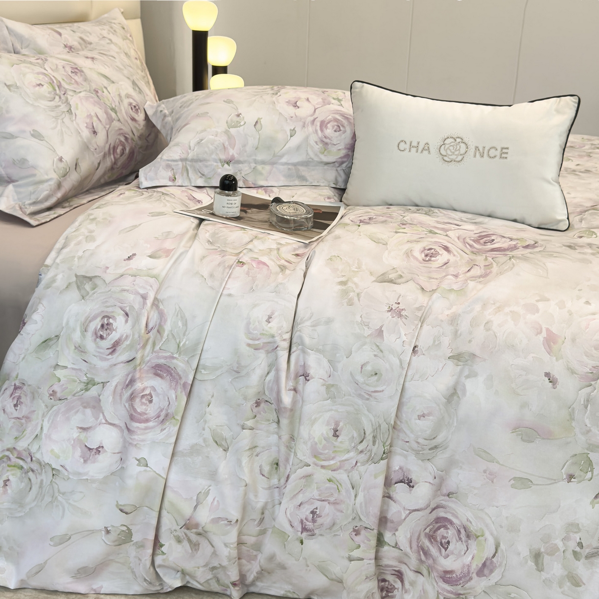 91家纺网 家纺一手货源 找家纺 洺兰家居 2025新款高支高密轻奢数码印花四件套长绒棉纯棉四件套 惜花芷