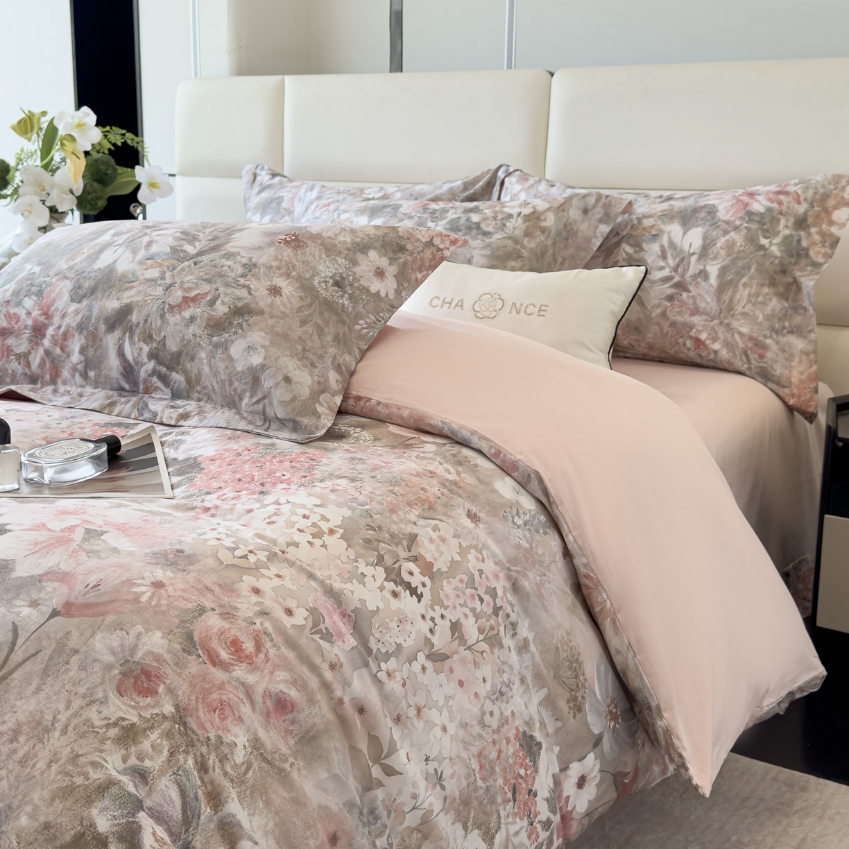 91家纺网 家纺一手货源 找家纺 洺兰家居 2025新款高支高密轻奢数码印花四件套长绒棉纯棉四件套 砚清迟-粉