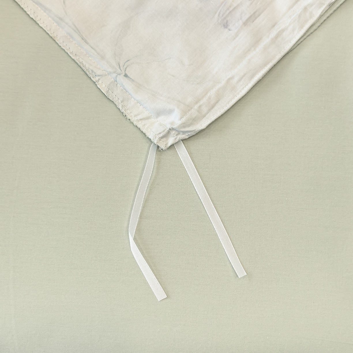 91家纺网 家纺一手货源 找家纺 洺兰家居 2025新款高支高密轻奢数码印花四件套长绒棉纯棉四件套 云游-绿